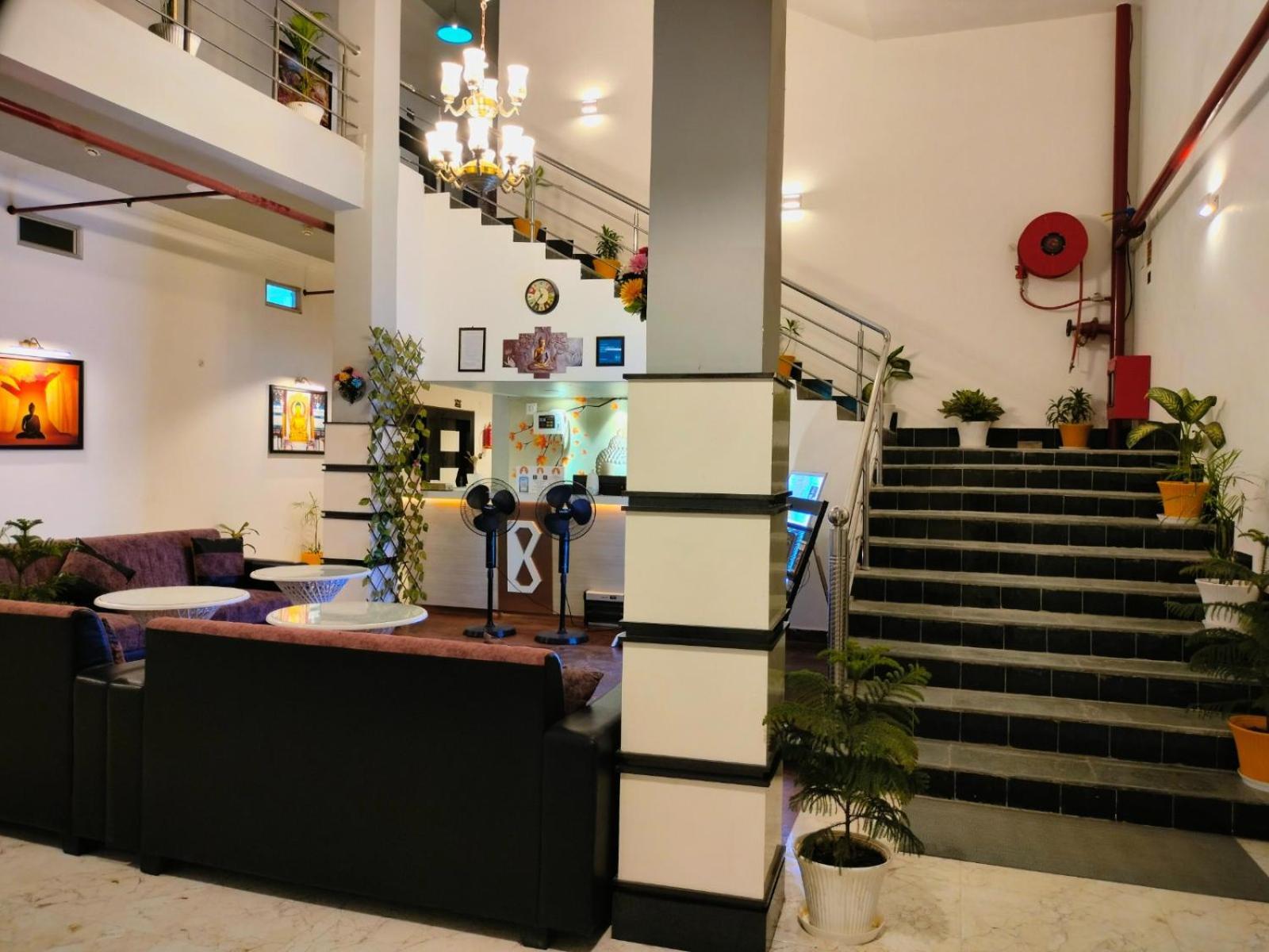 Hotel Buddha Park, Paharia, バラナシ エクステリア 写真